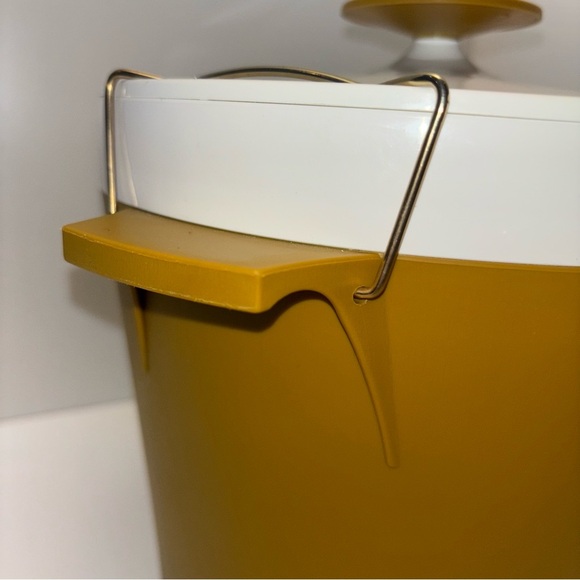 David Douglas vintage Therm Ware insulated ice bucket in harvest gold - Picture 5 of 8